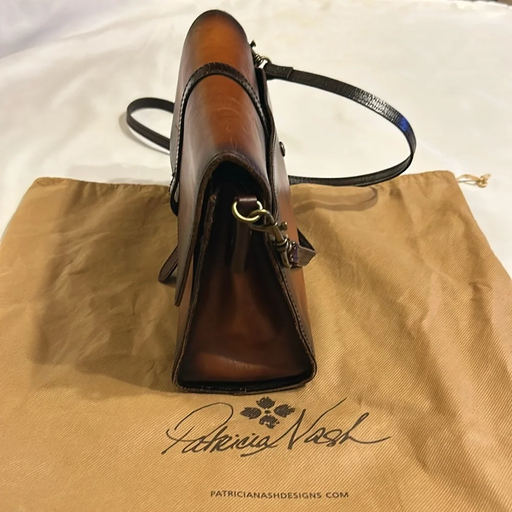 Patricia Nash Classic Crossbody Bag - Picture 4 of 9